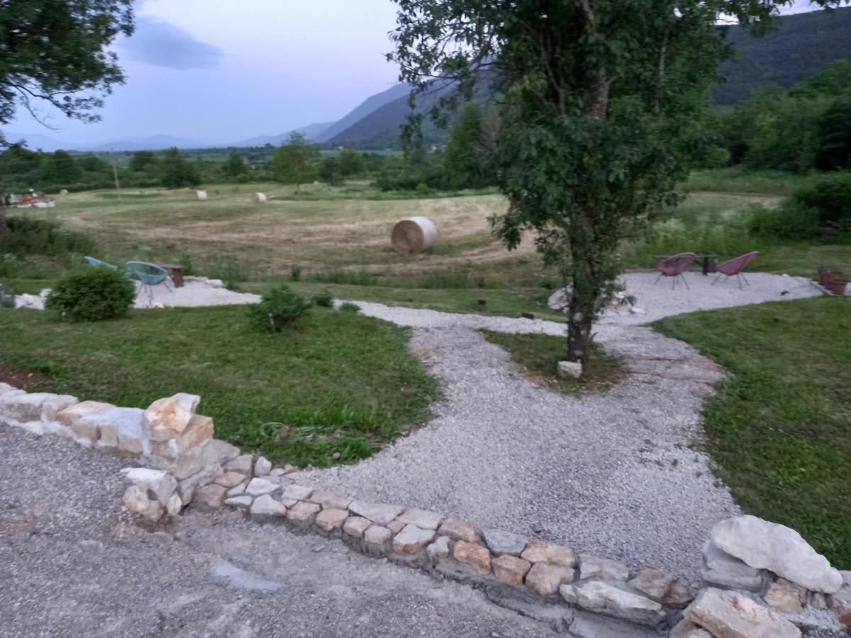 Plitvice Valley Apartments Licko Petrovo Selo Bagian luar foto